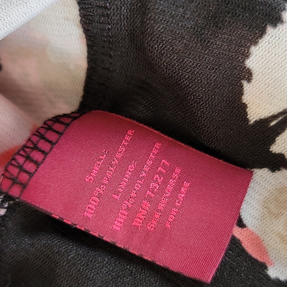 212 Collection Top - Picture 4 of 4